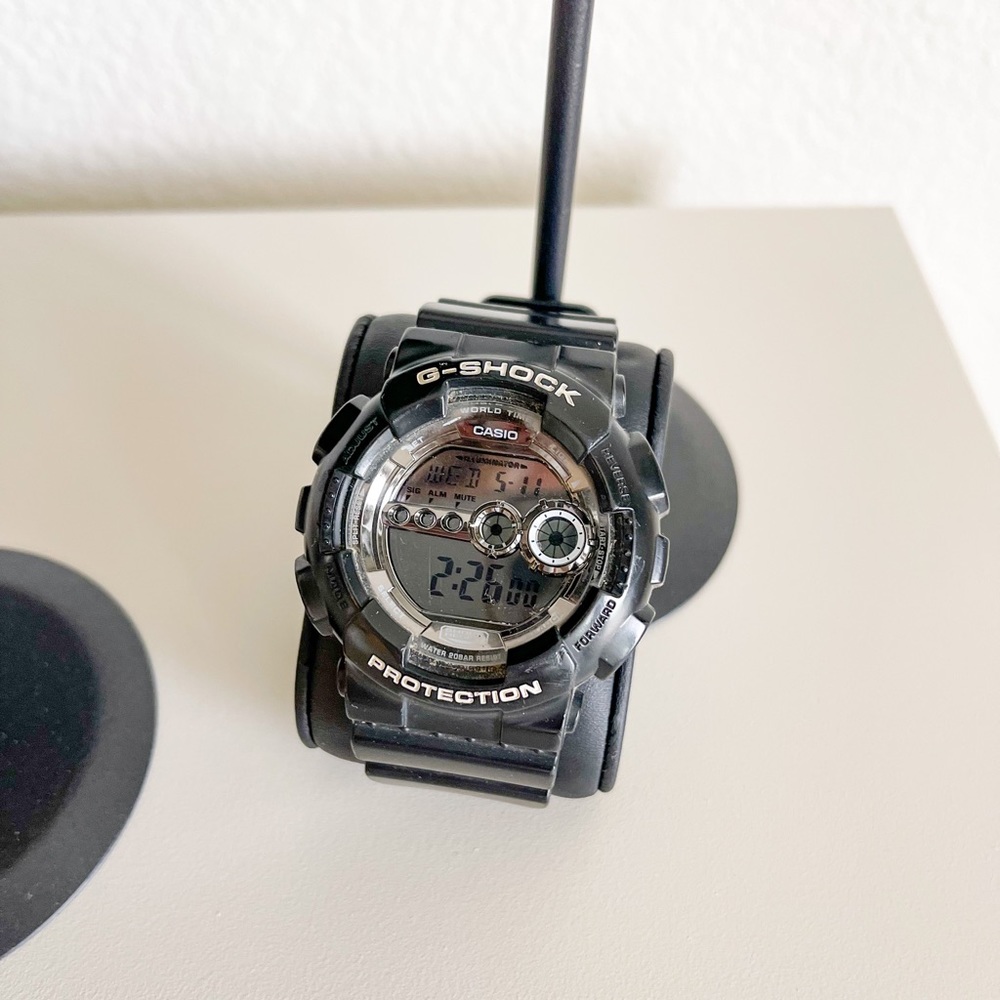 Casio GD-100 G-Shock Mens Watch